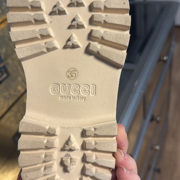 Cream colored women’s clogs size 35 (will fits 6-6.5) - Picture 3 of 5